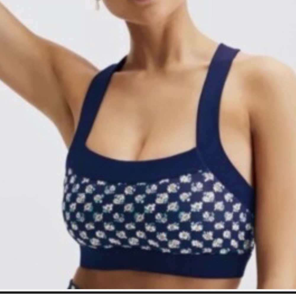Fabletics GRETA LOW-IMPACT SPORTS BRA. Size Large.